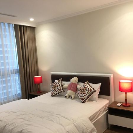 Vinhomes Central Park Jack Hai Luxury Service Apartment Ho-Chi-Minh-Stadt Exterior foto