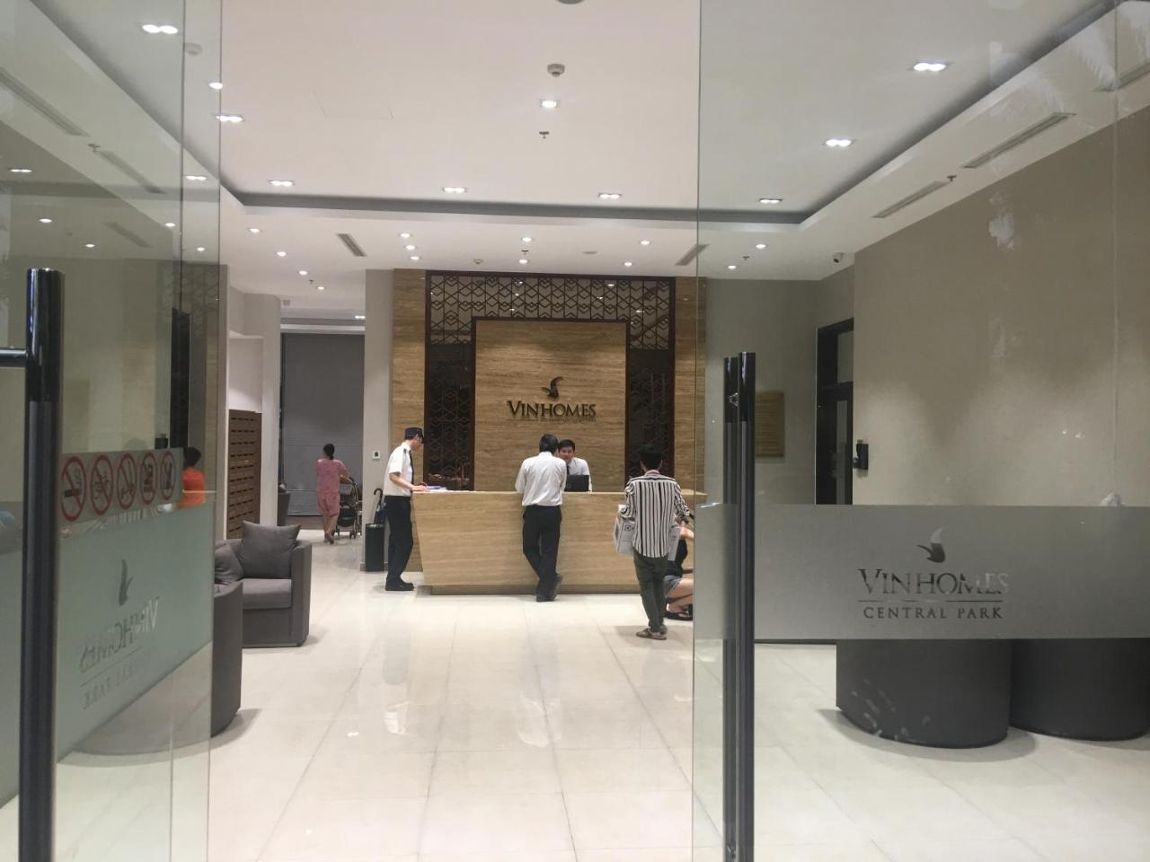 Vinhomes Central Park Jack Hai Luxury Service Apartment Ho-Chi-Minh-Stadt Exterior foto